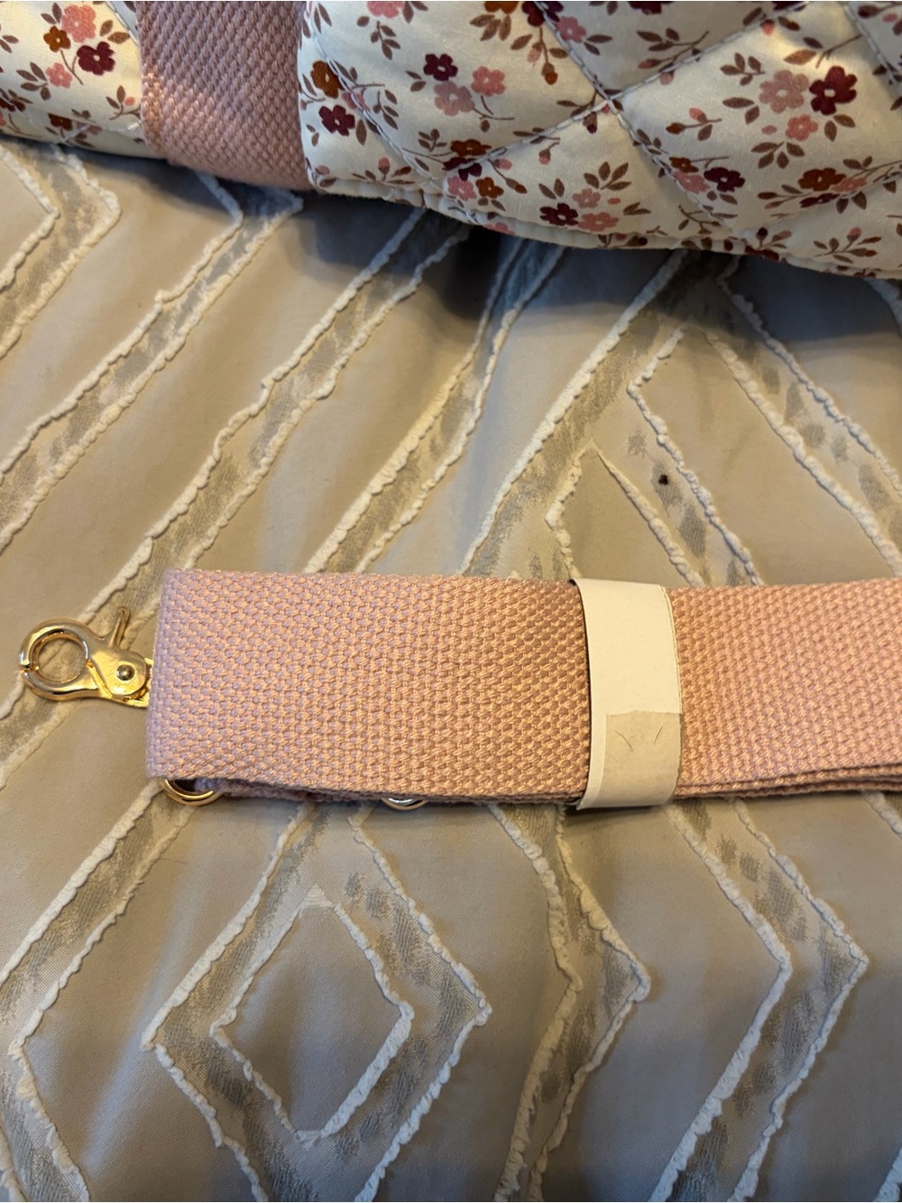 Poppy & Peonies Quilted Floral Tote in Cream, Pink and Brown - Picture 5 of 6